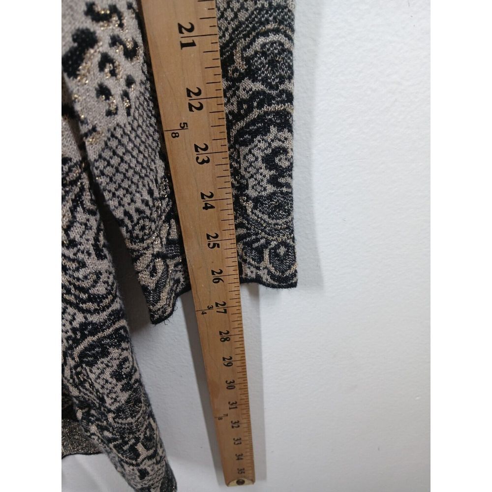 Christina Leopard print sweater with gold accents Size Large - Picture 5 of 8